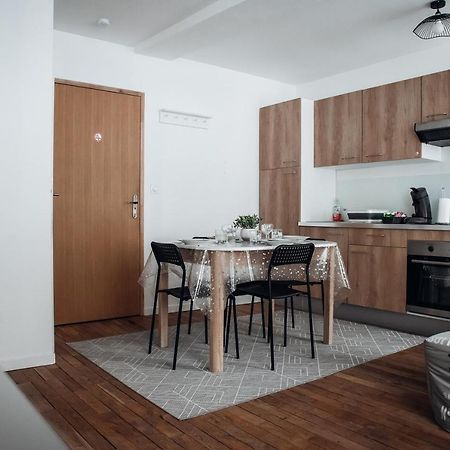 Spacieux Neuf Et Lumineux Hyper Centre Apartment Ernée Exterior photo