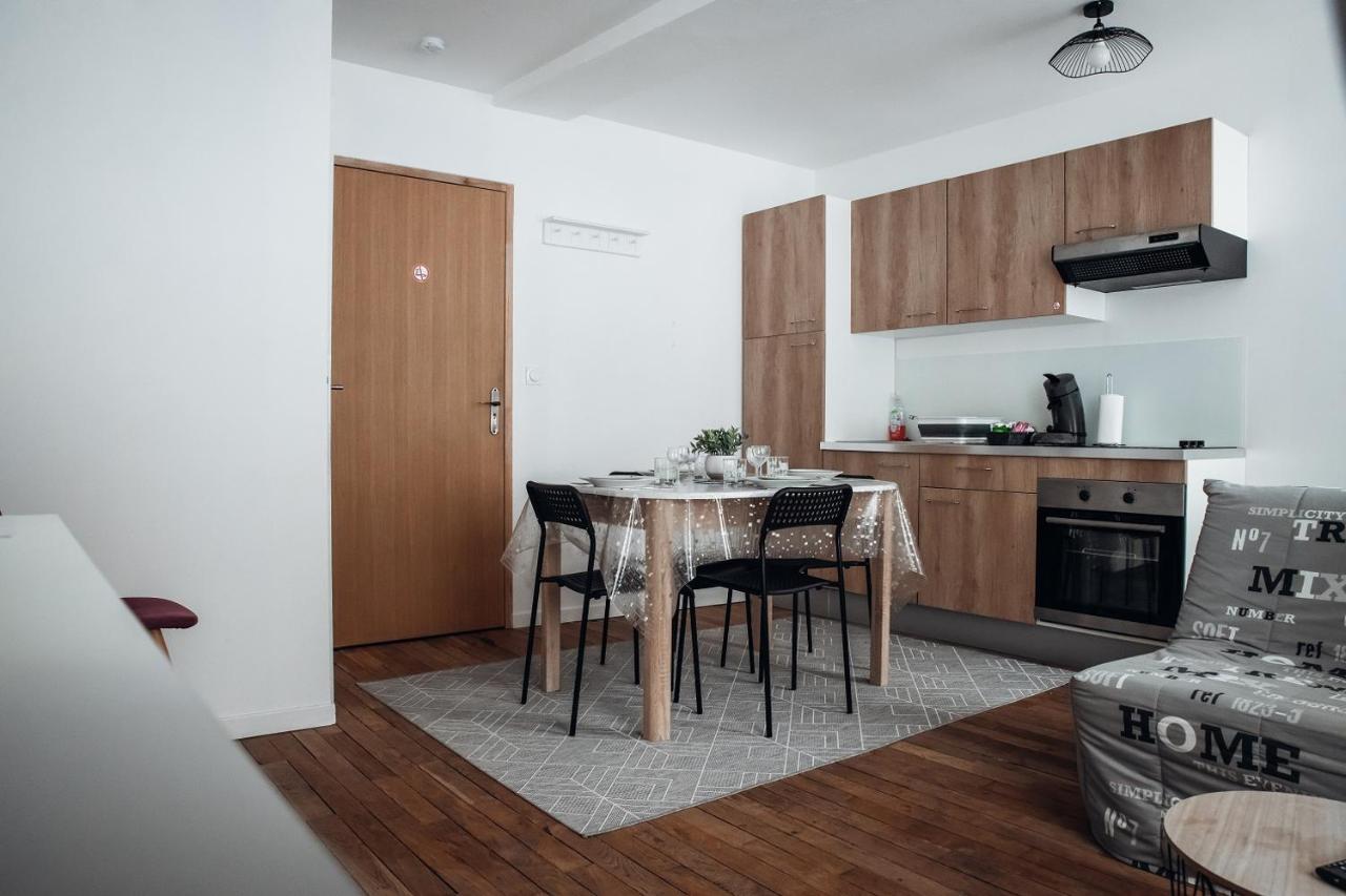 Spacieux Neuf Et Lumineux Hyper Centre Apartment Ernée Exterior photo